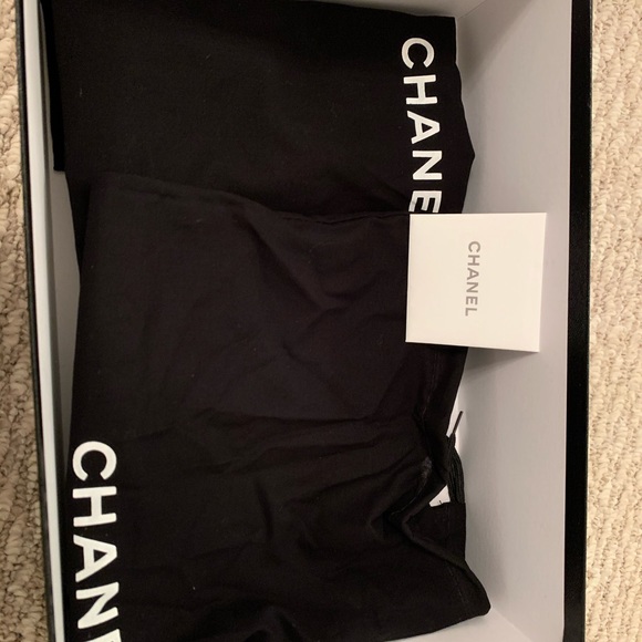 CHANEL LIZARD SANDALS - Picture 6 of 7